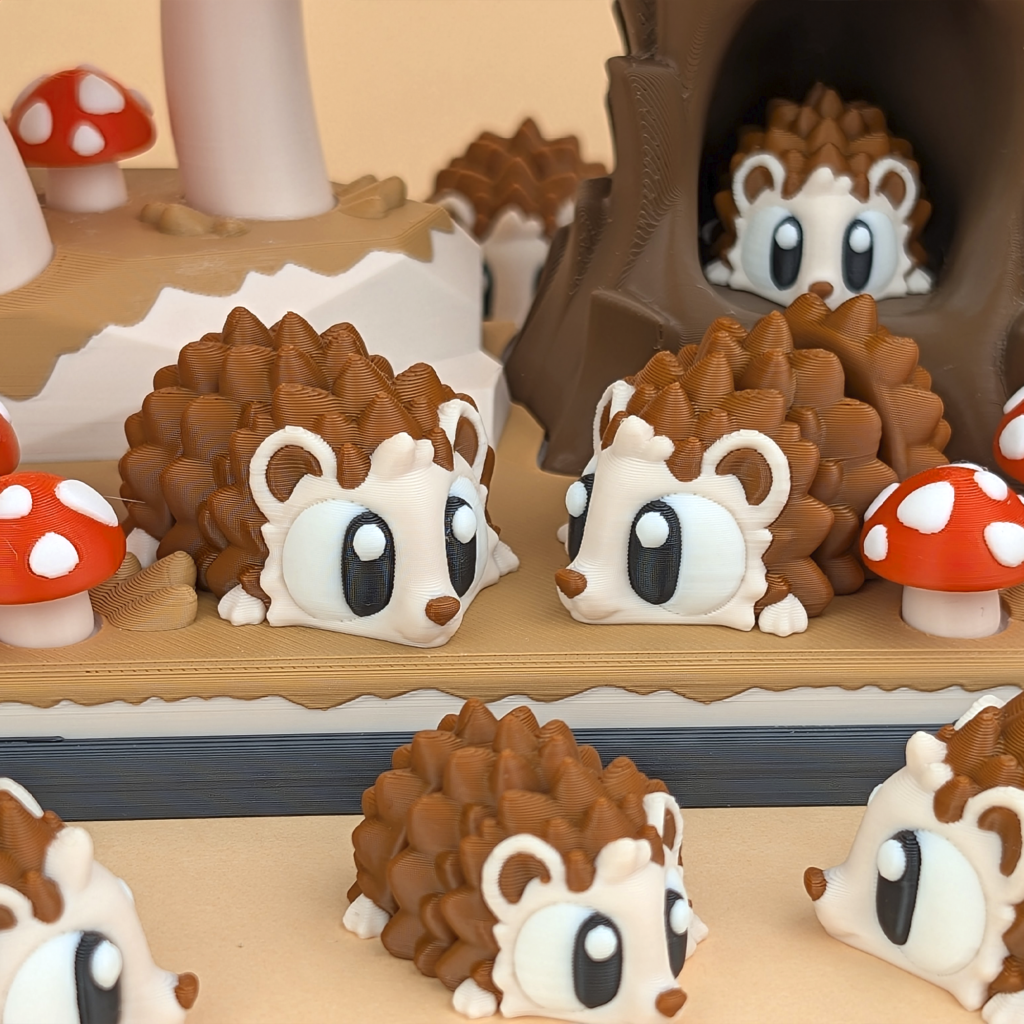 Meet the Articulated Hedgehog Figurine 01 01 5