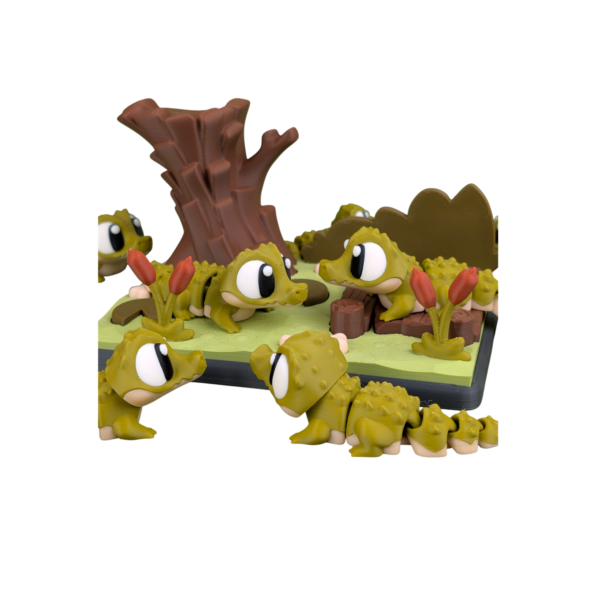 3D printed crocodile playset with swamp base display decor by 3DGOB