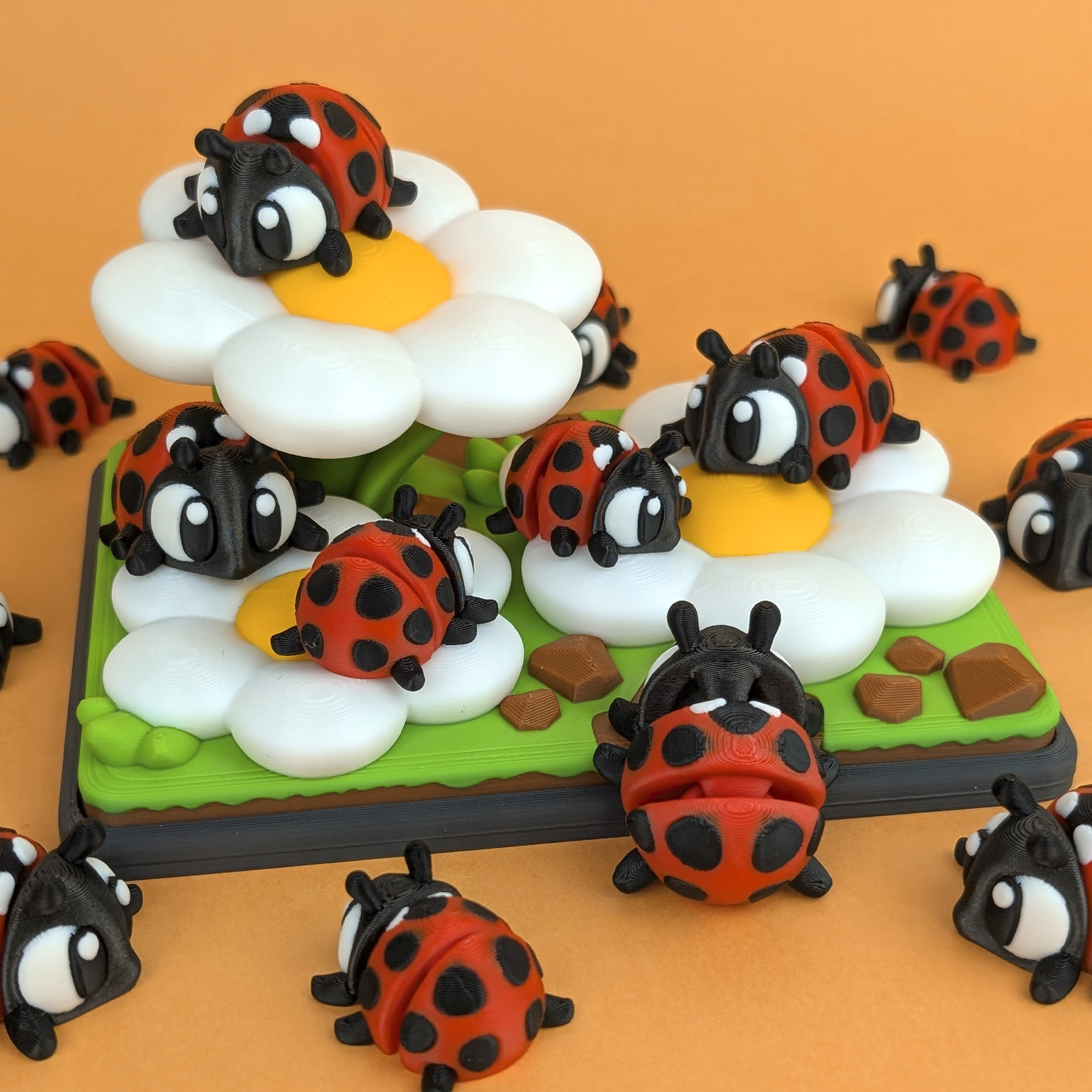 01-flexi-01 Flexi Ladybug articulated 3D printed ladybug figurine by 3DGOB
